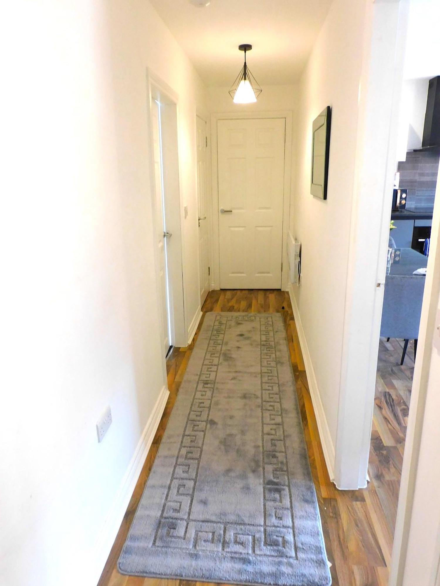 Newly Refurbished 1 Bed Apt In Hamilton Close To Station And Local Amenities מראה חיצוני תמונה