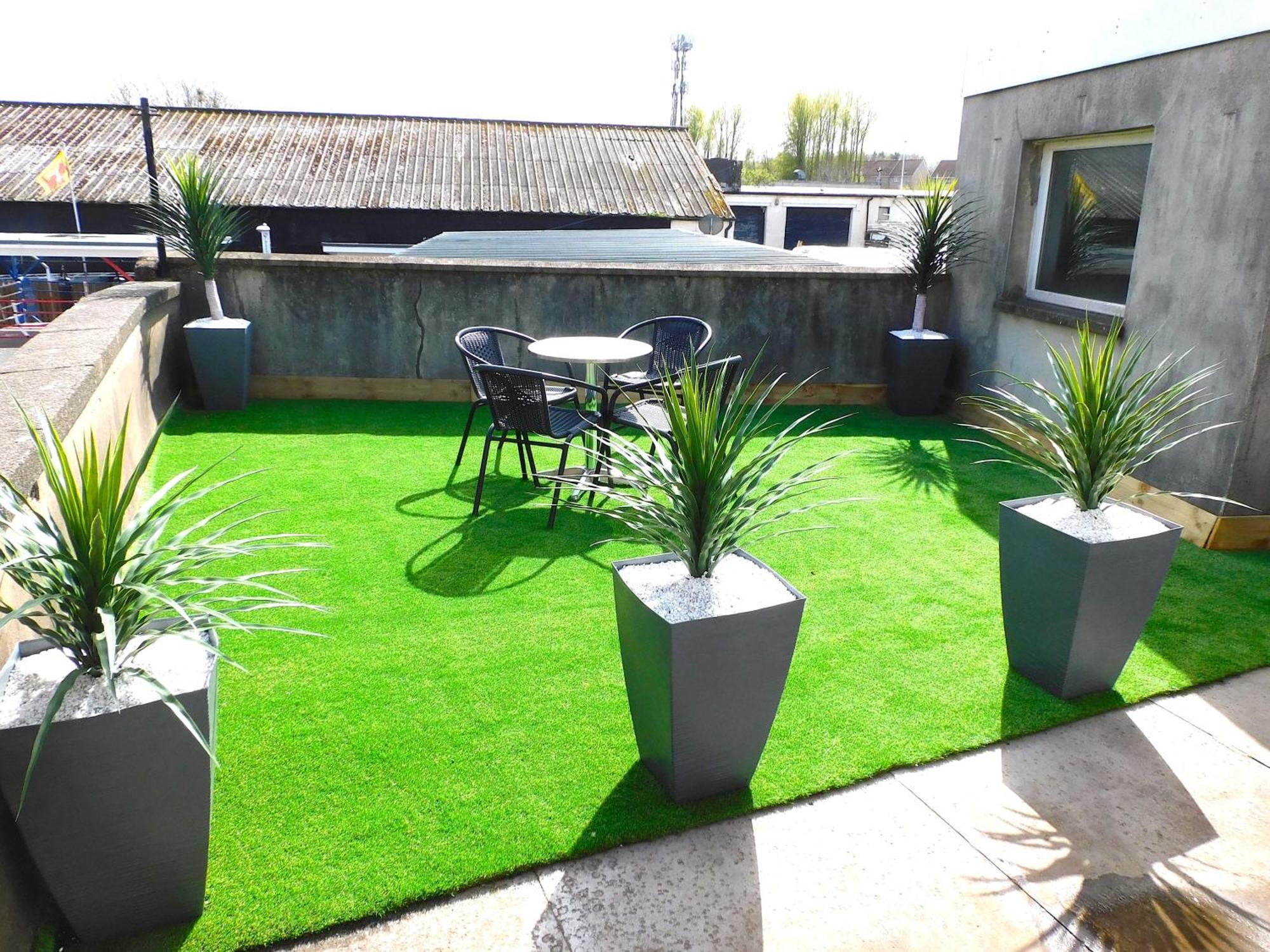 Newly Refurbished 1 Bed Apt In Hamilton Close To Station And Local Amenities מראה חיצוני תמונה